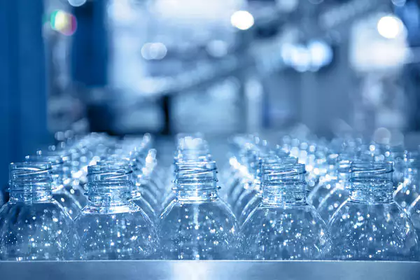 0-1.Cooling-in-the-PET-bottle-blowing-industry